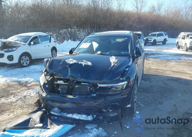 3VV4B7AX8LM093627: 44280999