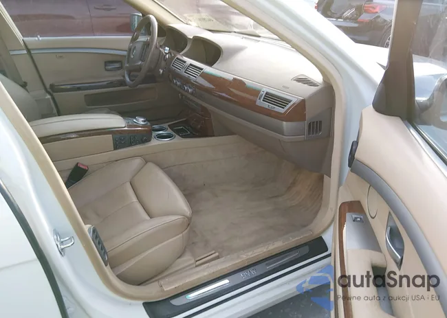 WBAHN83576DT59984: 44281013