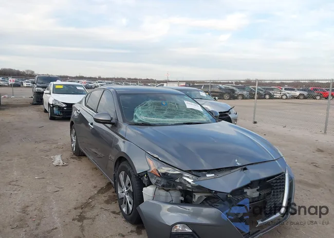 1N4BL4BV9NN423952: 44282066