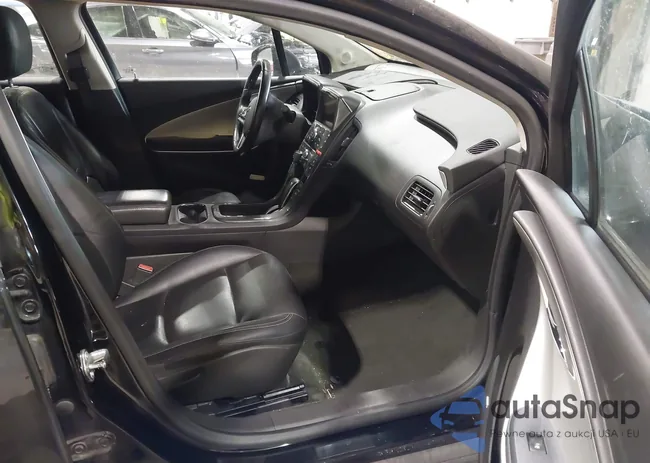 1G1RD6E43CU111481: 44282172