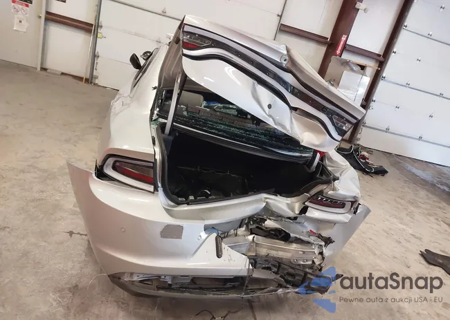 2C3CDXKGXPH705273: 44282185