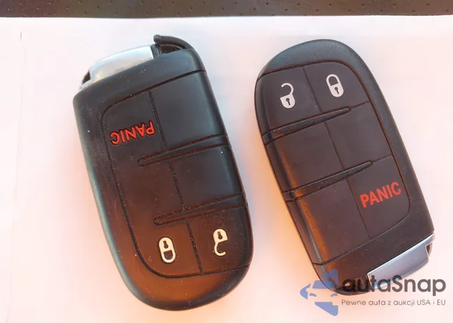 3C4PDCGG3FT682729: 44282255