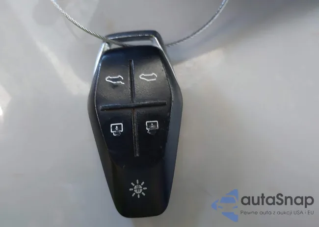 VCF1ZBU20PG004780: 44282361