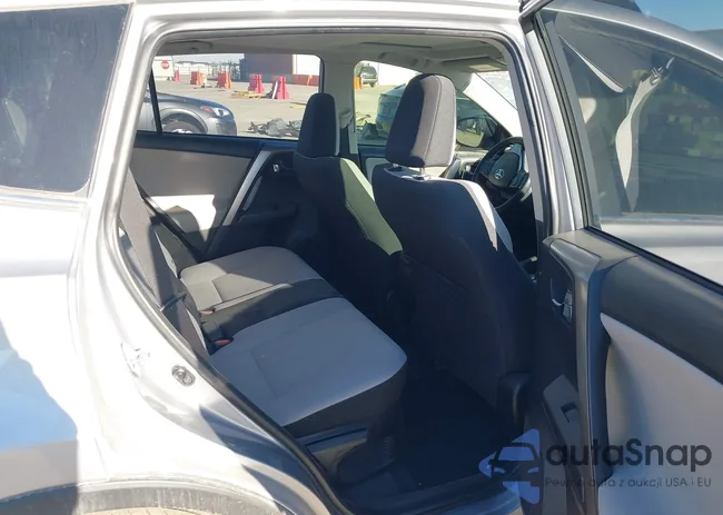 JTMRJREV4JD192658: 44282370