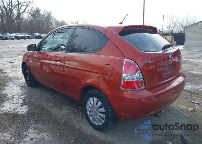 KMHCM3AC8AU160418: 44282389