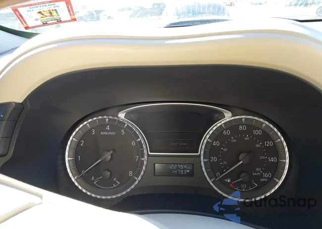 5N1AL0MM7DC313605: 44282413