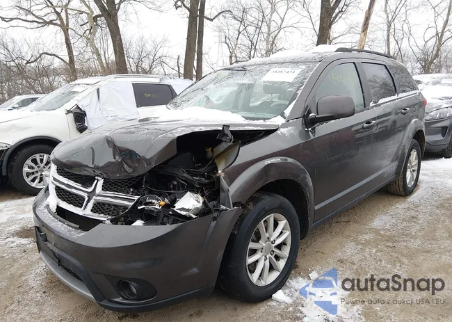 3C4PDCBG0HT510216: 44282431