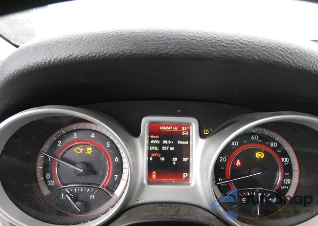 3C4PDCBG0HT510216: 44282431