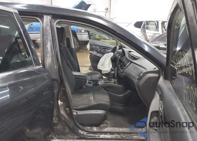 KNMAT2MV2LP501223: 44282437