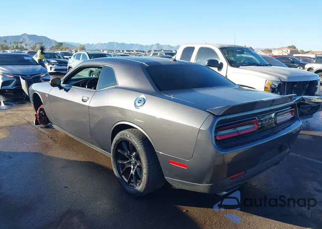 2C3CDZDJ3FH730664: 44282439