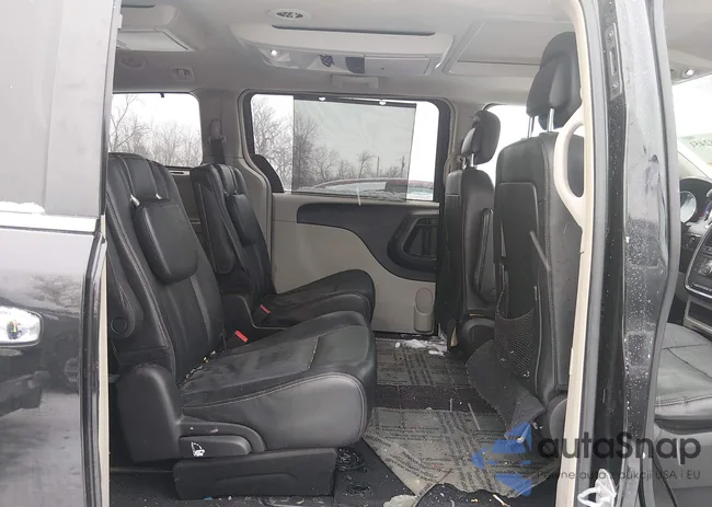 2C4RC1CGXGR208612: 44282451