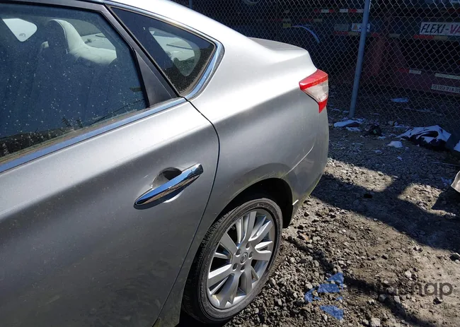 3N1AB7AP1DL737450: 44282474