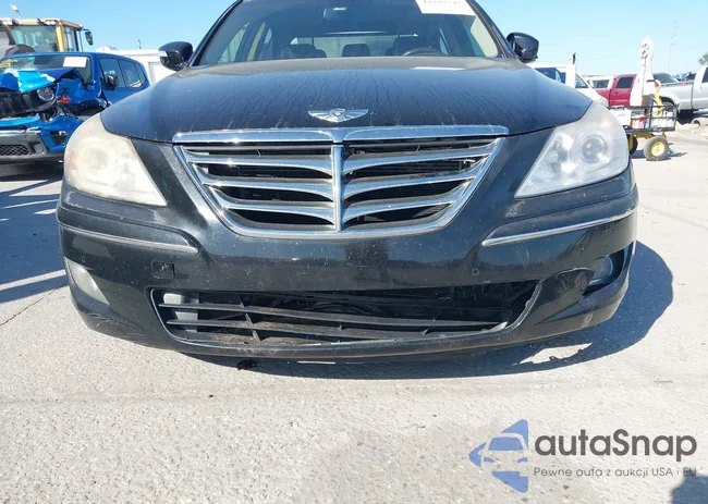 KMHGC4DF3BU140210: 44282547