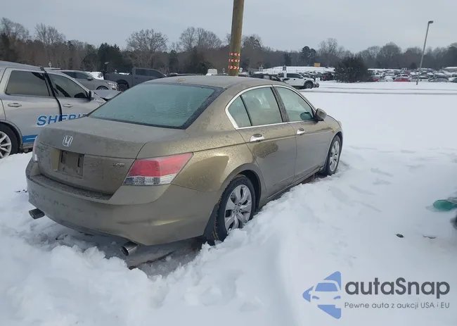 1HGCP36848A006026: 44282570