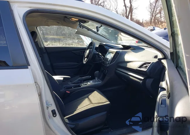 JF2GTAAC0JH213720: 44282581