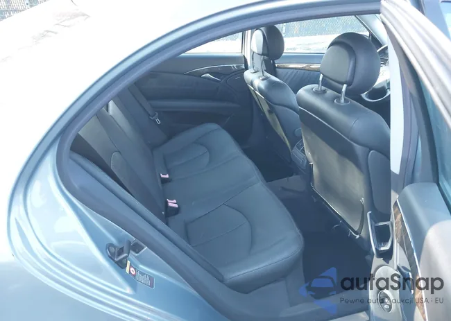 WDBUF65J14A533140: 44282602