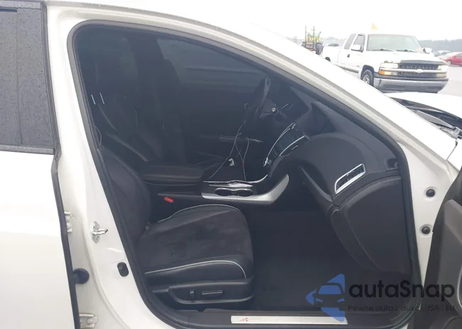 19UUB2F68KA005979: 44282616