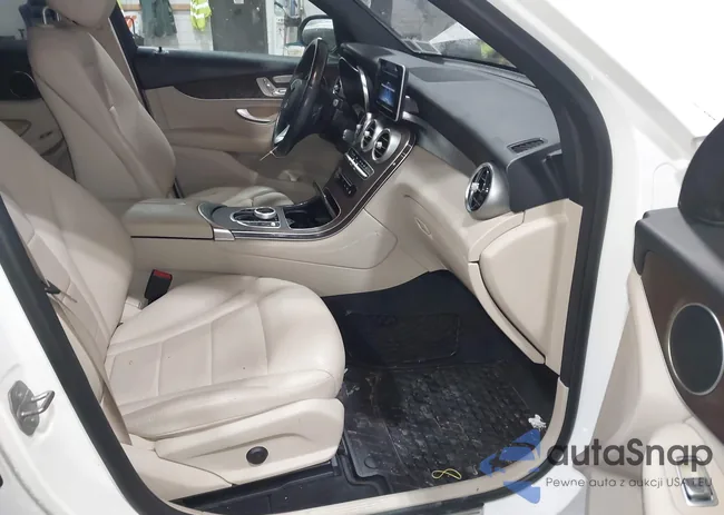 WDC0G4KB8JV105837: 44281673