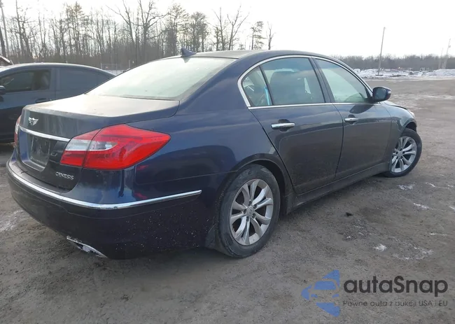 KMHGC4DD2CU196817: 44281687