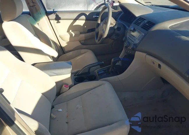 1HGCM56496A135541: 44281716