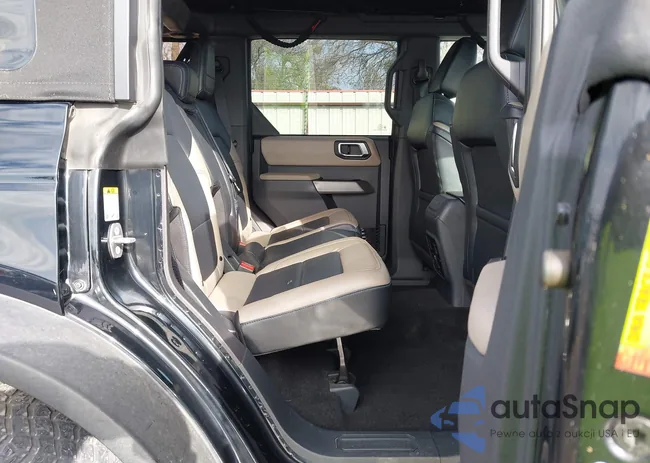 1FMEE5DP9NLB53036: 44281771