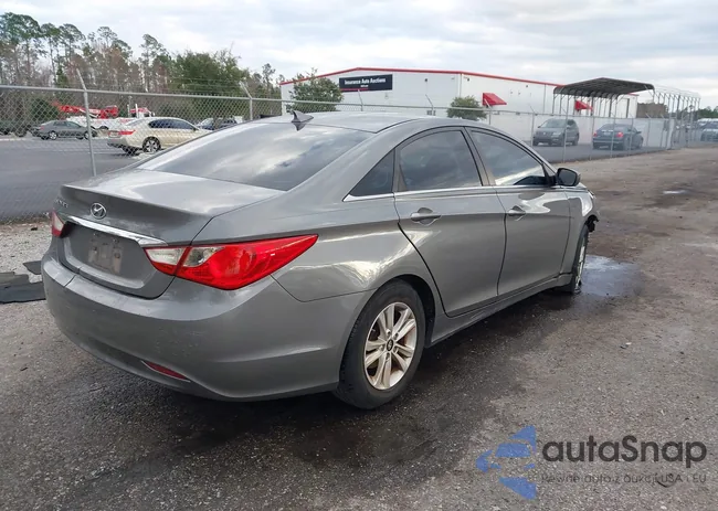 5NPEB4AC1DH781345: 44281819