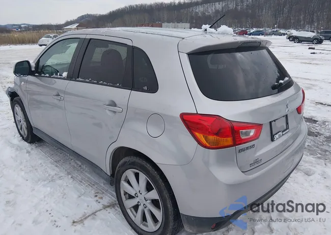 4A4AR3AU5FE012467: 44281825