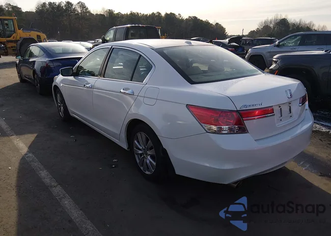 1HGCP3F87CA034007: 44281909