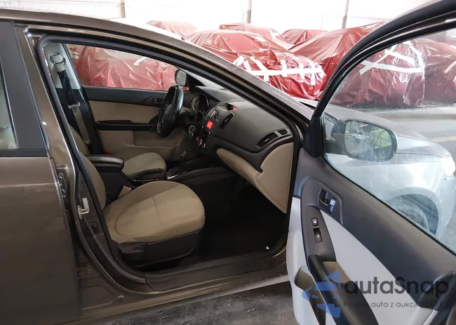 KNAFU4A25B5424685: 44281927