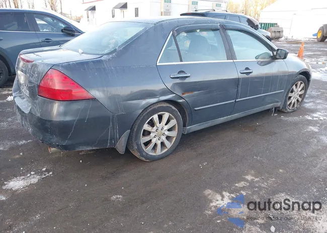 1HGCM66386A054060: 44283265