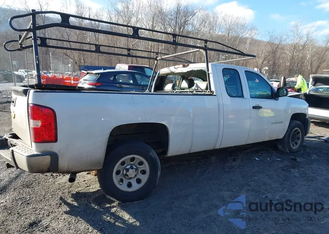 1GCRCPE00BZ391956: 44283277