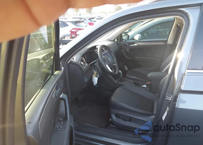 3VVNB7AX2PM066613: 44283385