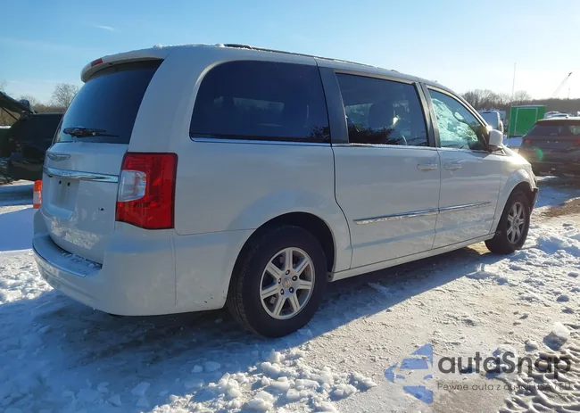 2C4RC1BG2DR656694: 44283458