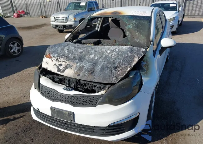 KNADM4A30G6646200: 44283520