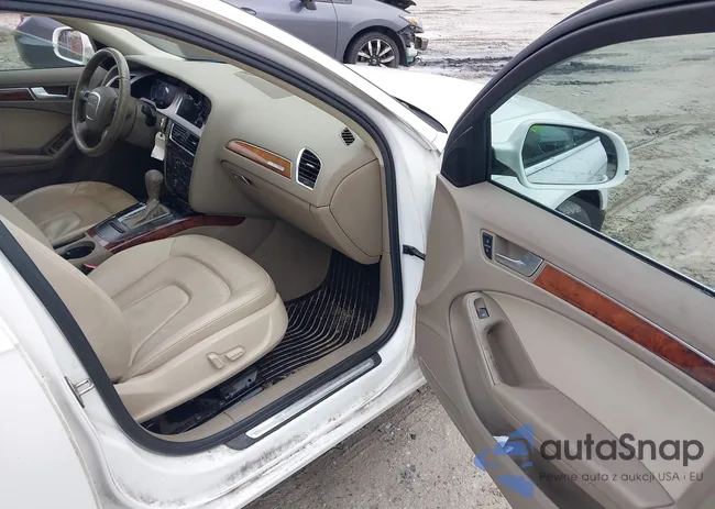 WAUBFAFL1CN004478: 44283552