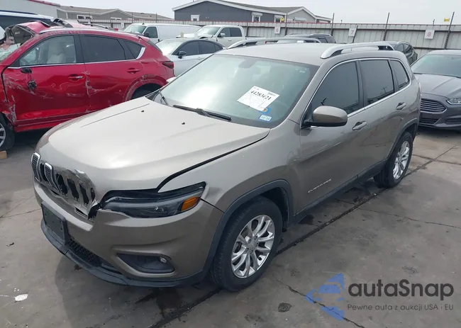 1C4PJLCB7KD221441: 44283621