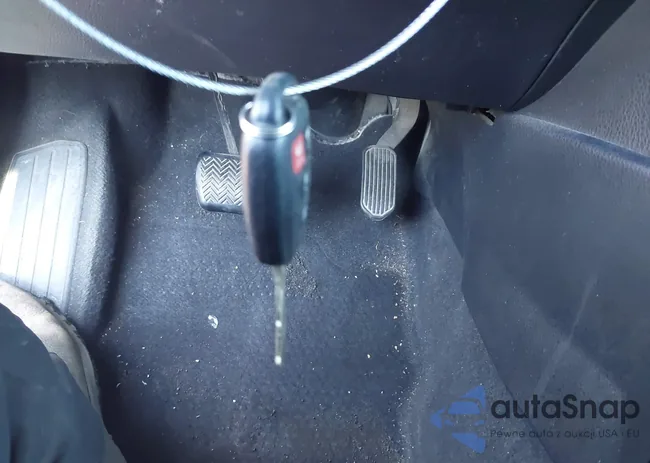 2T1BURHE1GC581753: 44282689