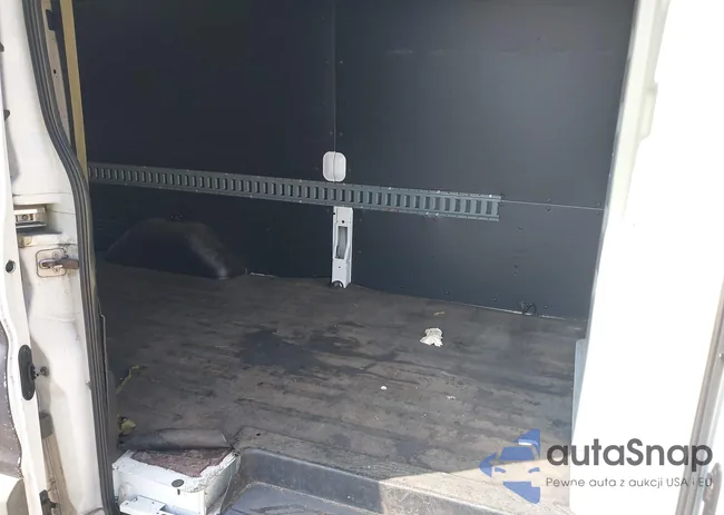 1FTYR2CG6HKB19054: 44282741