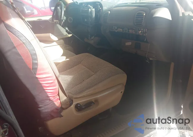 3B7KC2367YG131297: 44282757