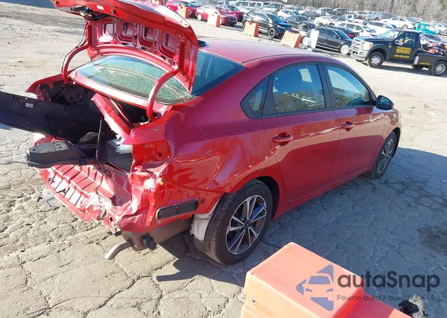 3KPF24AD5RE704535: 44282850