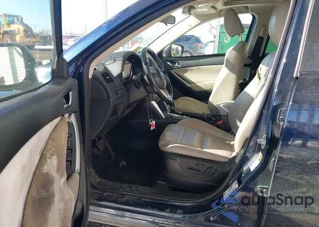 JM3KE2DY8F0480049: 44282868