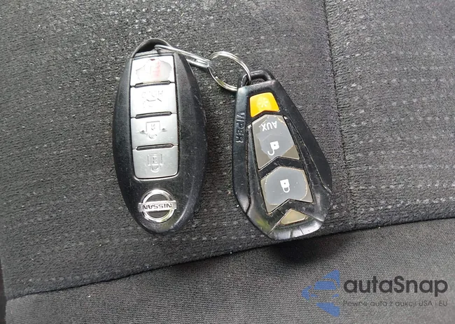 1N4AL2AP7CN449157: 44282940