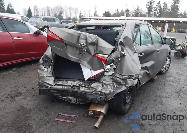 2T1BURHE8JC050895: 44282944