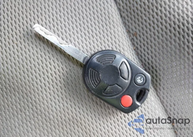 1FAHP3F2XCL419717: 44282952