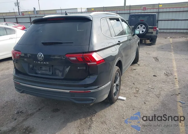 3VV2B7AXXRM193986: 44284124