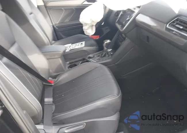 3VV2B7AXXRM193986: 44284124