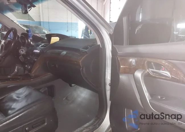 2HNYD2H61AH525281: 44284228