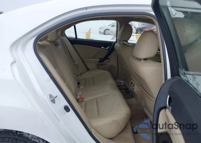 JH4CU2F60EC000500: 44284276