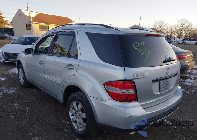 4JGBB86E17A253462: 44284324