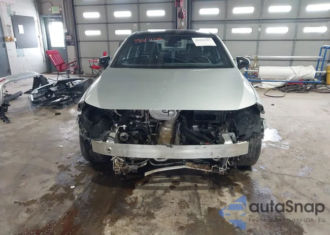 W1K3G4FBXNJ372932: 44284382